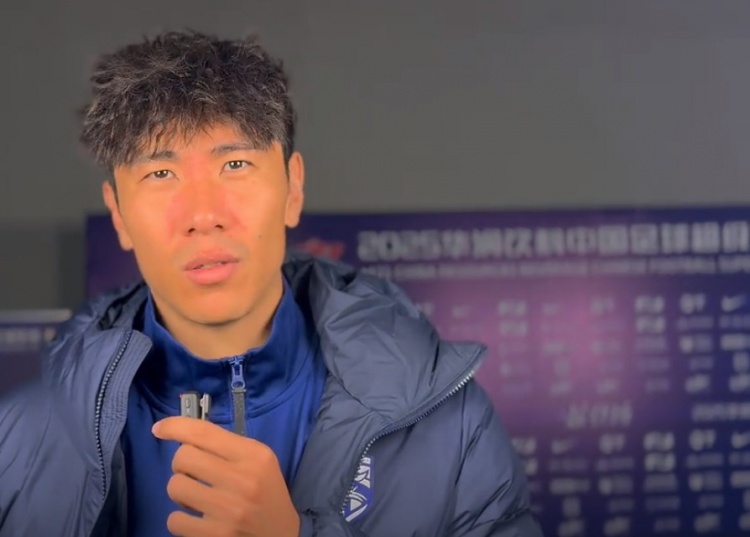劉奕鳴：今年新援很多還需要磨合期，保持狀態(tài)相信下一場能拿下
